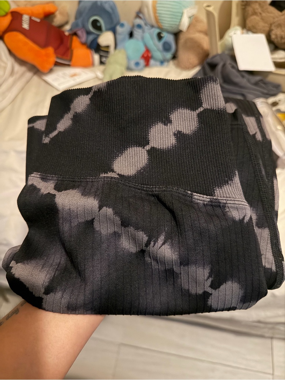 PINK Victoria's Secret Black & Gray Tie-Dye Ribbed Leggings